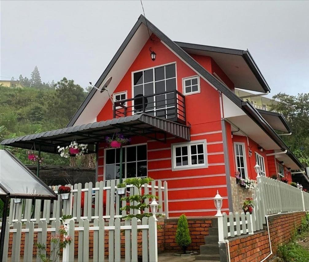 Berries Residence Kampong Kundassan Exteriér fotografie